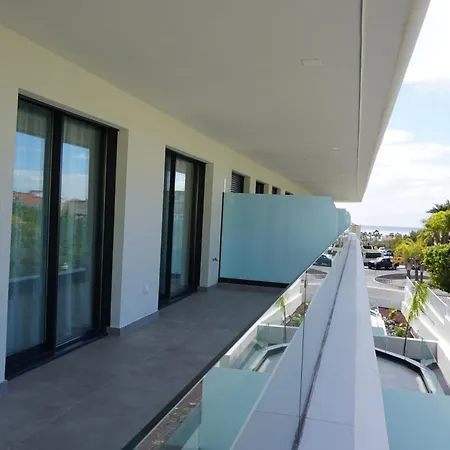 Atlantic - Two-bedroom Premium Apartment *