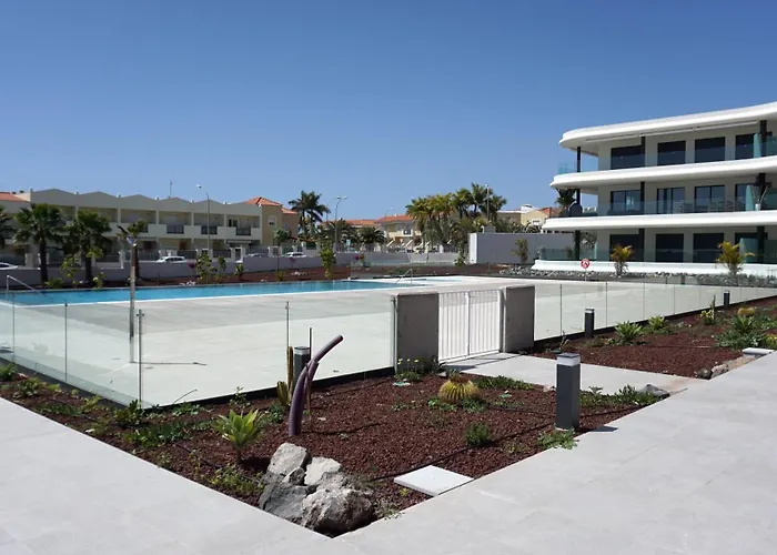 Atlantic - Two-bedroom Premium Apartment *